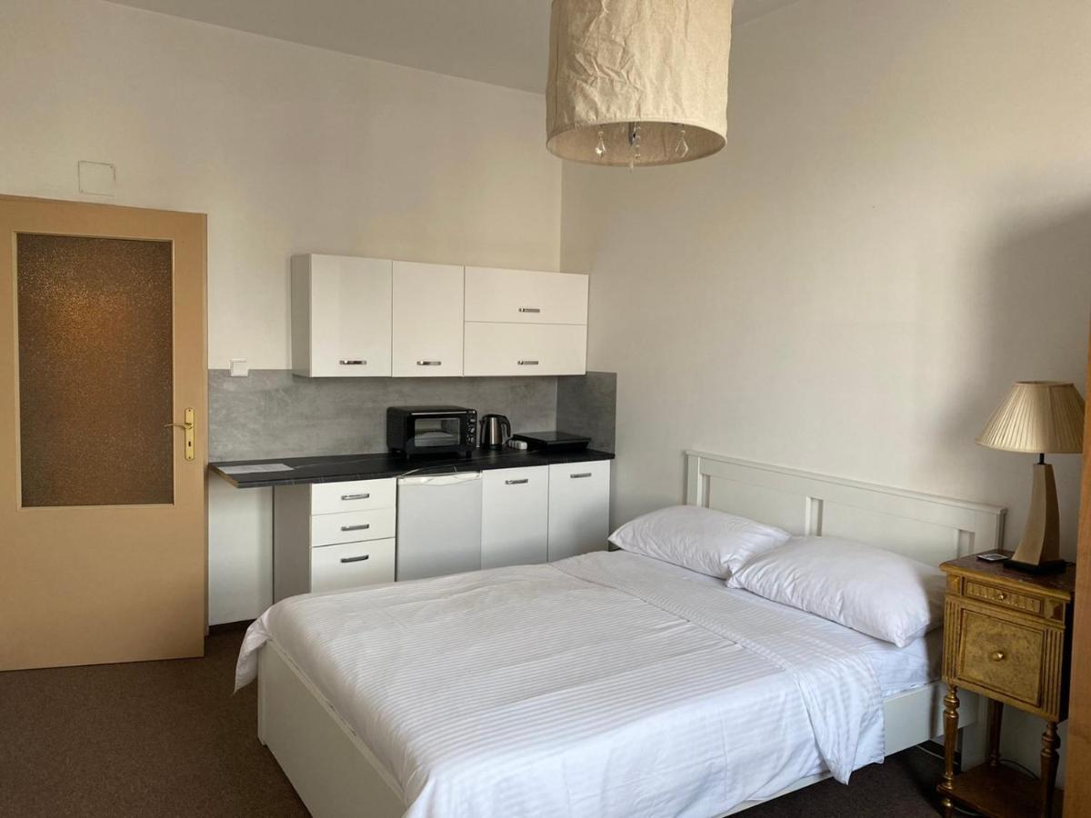 Bank Invest Apartmens - Old Town Praga